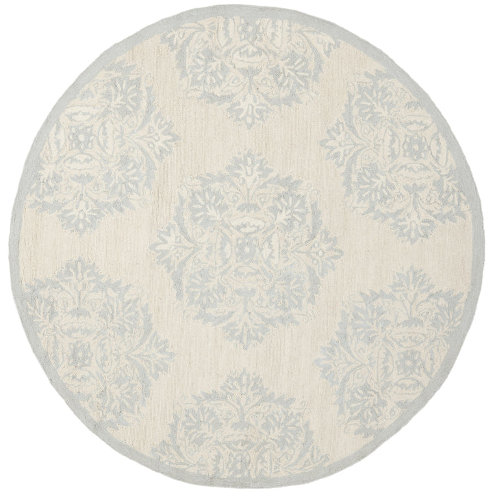 SAFAVIEH Chelsea HK359A Hand-hooked Ivory / Blue Rug Image 10