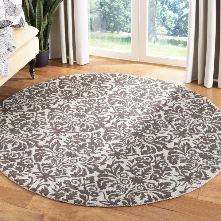 SAFAVIEH Chelsea HK368C Hand-hooked Sage / Chocolate Rug Image 9