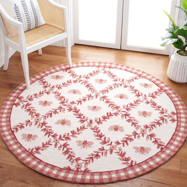 SAFAVIEH Chelsea HK55C Hand-hooked Ivory / Rose Rug Image 9