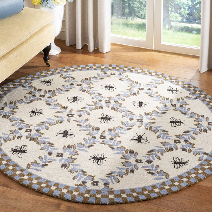 SAFAVIEH Chelsea HK55G Hand-hooked Ivory / Blue Rug Image 9