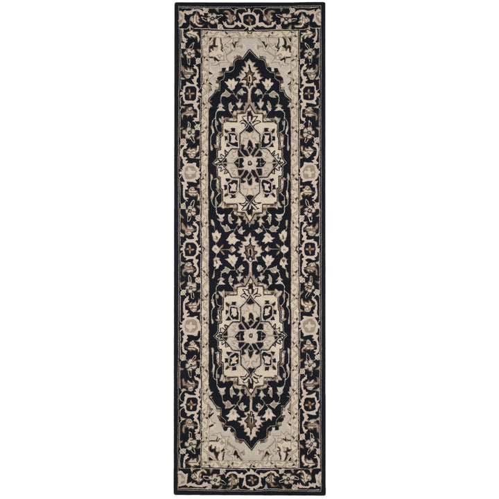 SAFAVIEH Chelsea HK709F Hand-hooked Black / Natural Rug Image 5