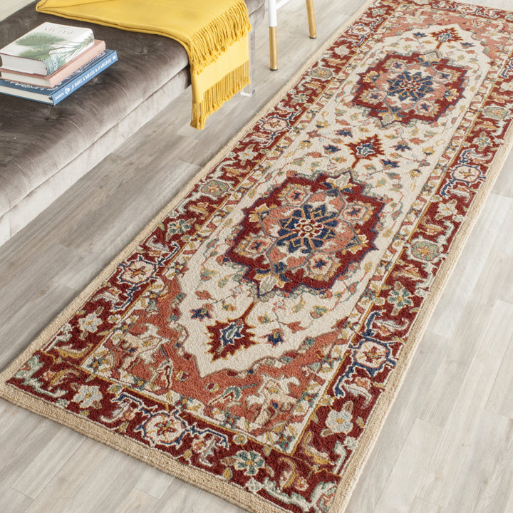 SAFAVIEH Chelsea HK709A Hand-hooked Red / Ivory Rug Image 11