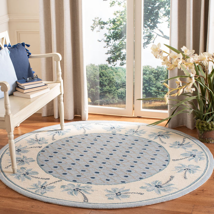 SAFAVIEH Chelsea HK724A Hand-hooked Blue / Ivory Rug Image 2