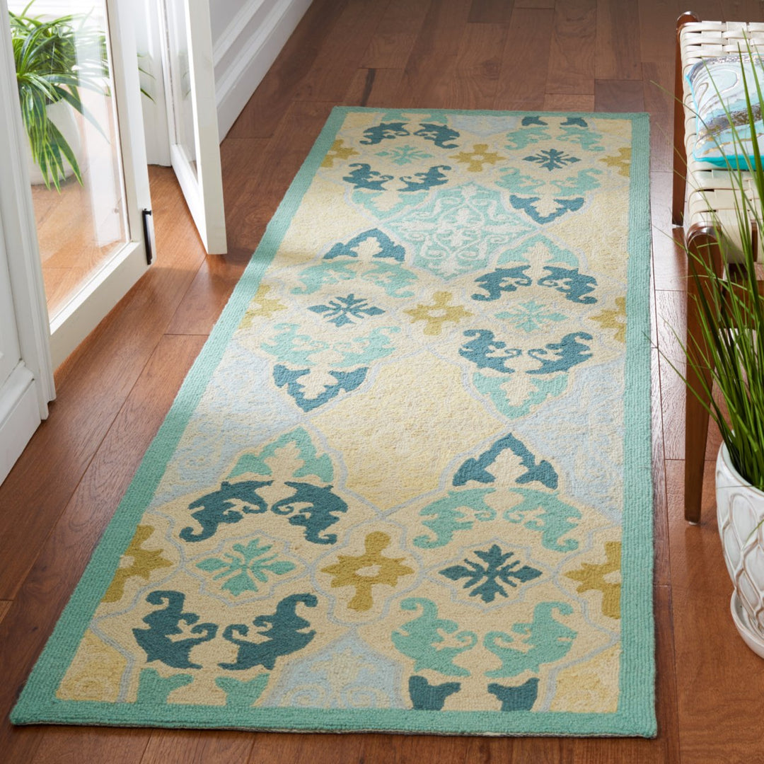 SAFAVIEH Chelsea Collection HK725A Hand-hooked Multi Rug Image 3