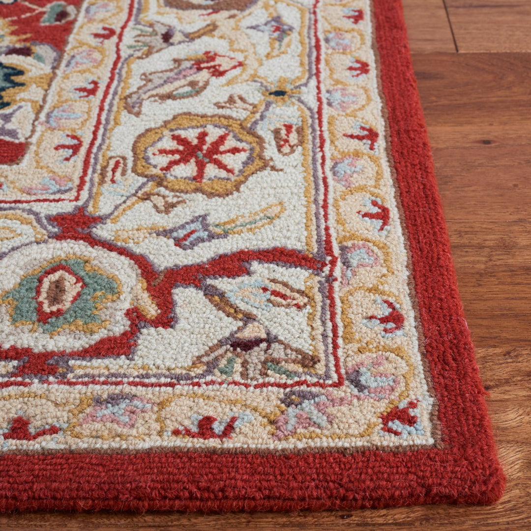 SAFAVIEH Chelsea HK751A Hand-hooked Red / Ivory Rug Image 5