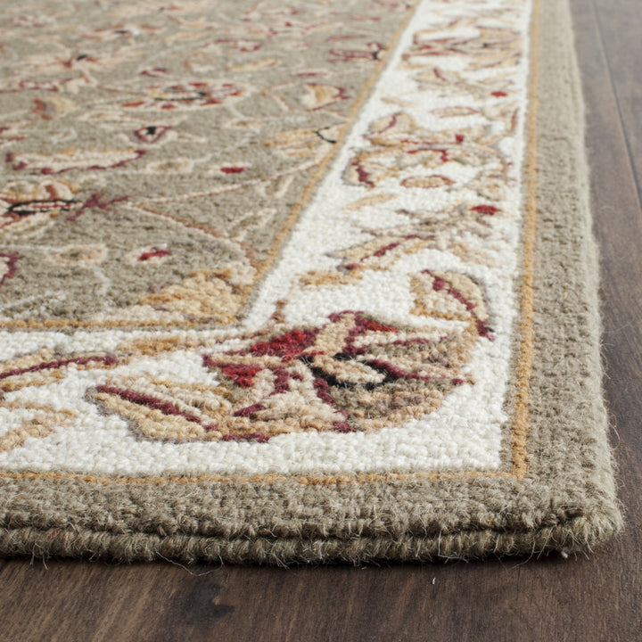 SAFAVIEH Chelsea HK78D Hand-hooked Taupe / Ivory Rug Image 6