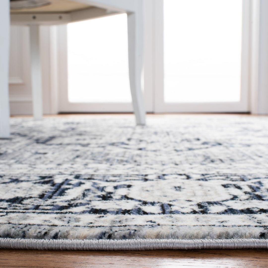 SAFAVIEH Herat Collection HRT331N Navy / Ivory Rug Image 7