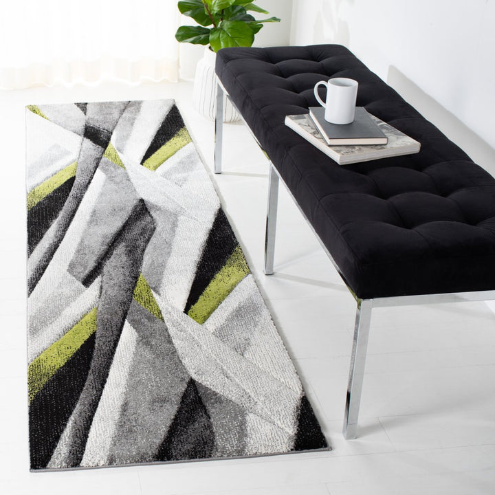 SAFAVIEH Hollywood Collection HLW710Y Grey / Green Rug Image 3