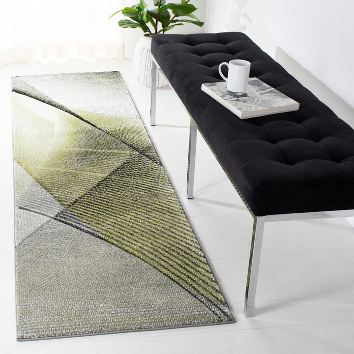 SAFAVIEH Hollywood Collection HLW715Y Grey / Green Rug Image 3