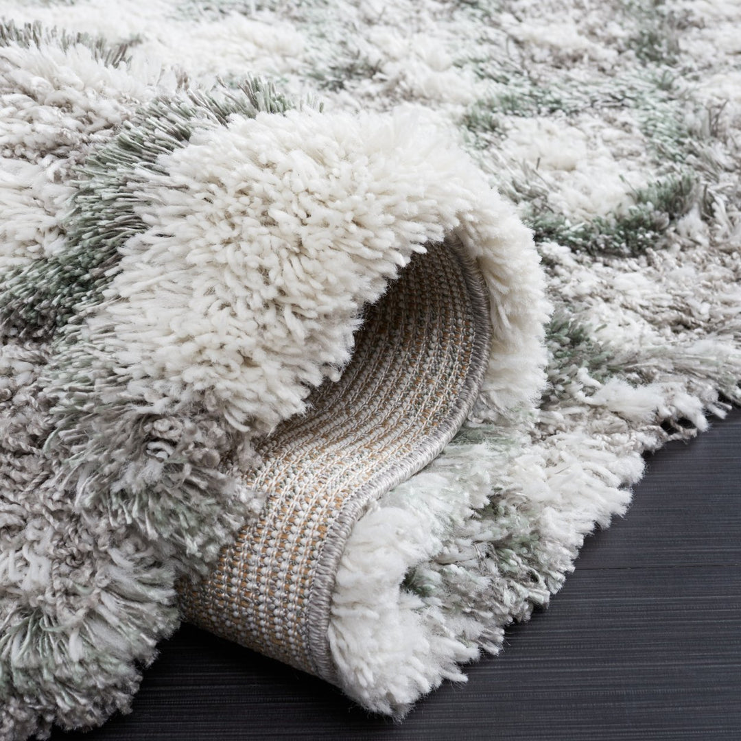 SAFAVIEH Horizon Shag Collection HZN894Y Ivory/Green Rug Image 9