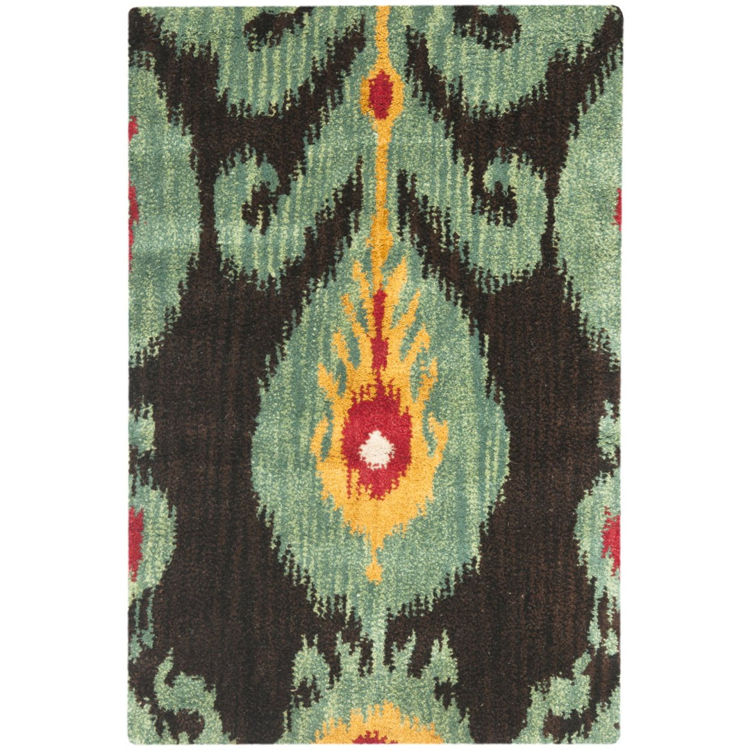 SAFAVIEH Ikat IKT219A Handmade Charcoal / Blue Rug Image 8