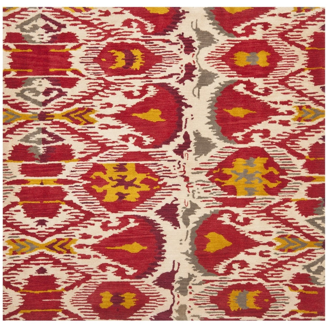 SAFAVIEH Ikat Collection IKT226A Handmade Ivory / Red Rug Image 5