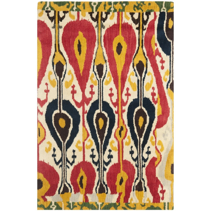 SAFAVIEH Ikat IKT222A Handmade Cream / Green Rug Image 9