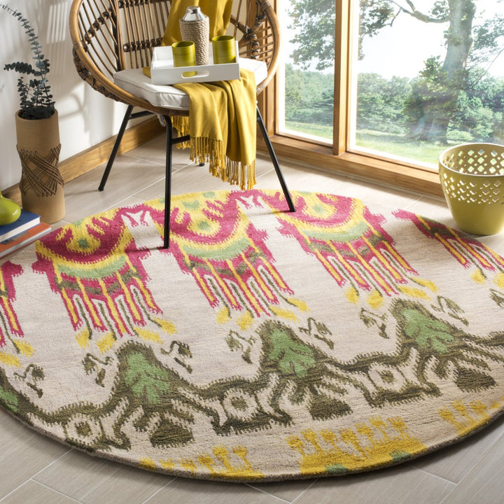 SAFAVIEH Ikat IKT464A Handmade Beige / Yellow Rug Image 2