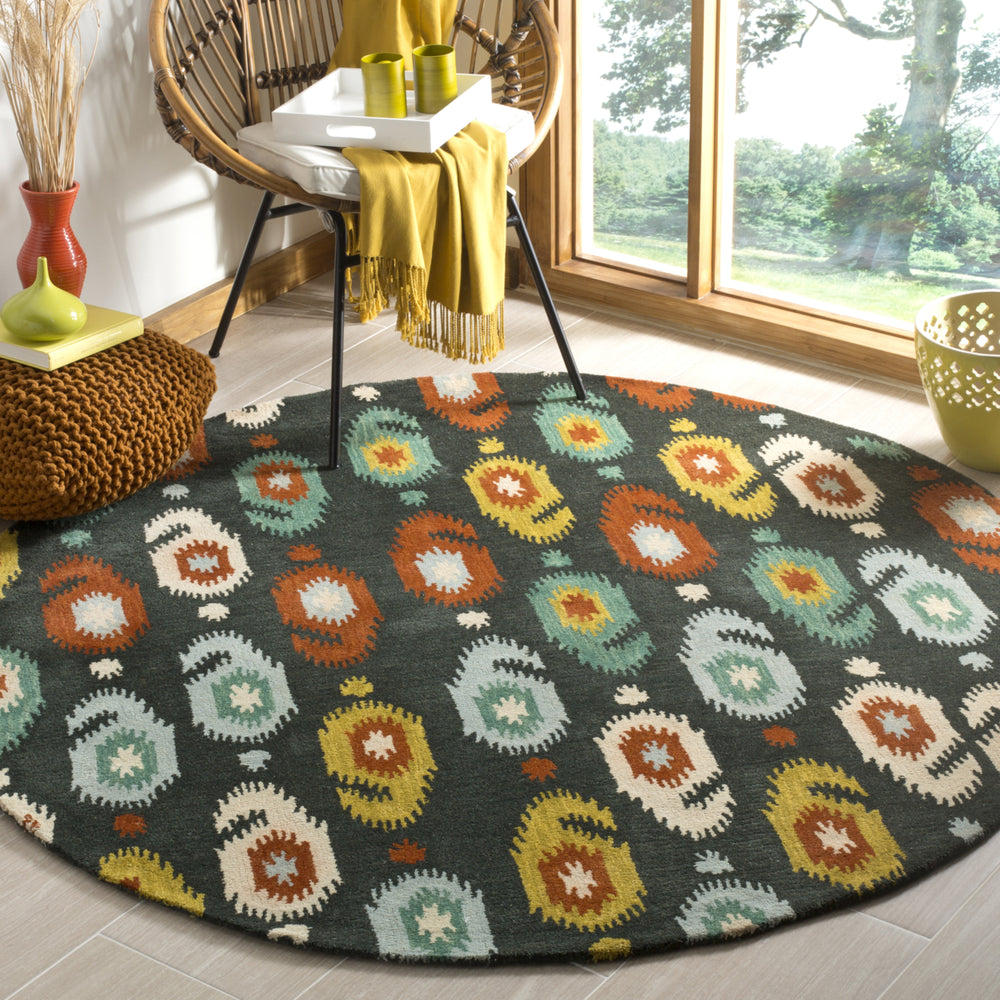 SAFAVIEH Ikat IKT471A Handmade Charcoal / Multi Rug Image 2