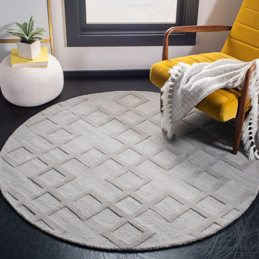 SAFAVIEH Impressions IM311A Handmade Grey Rug Image 2