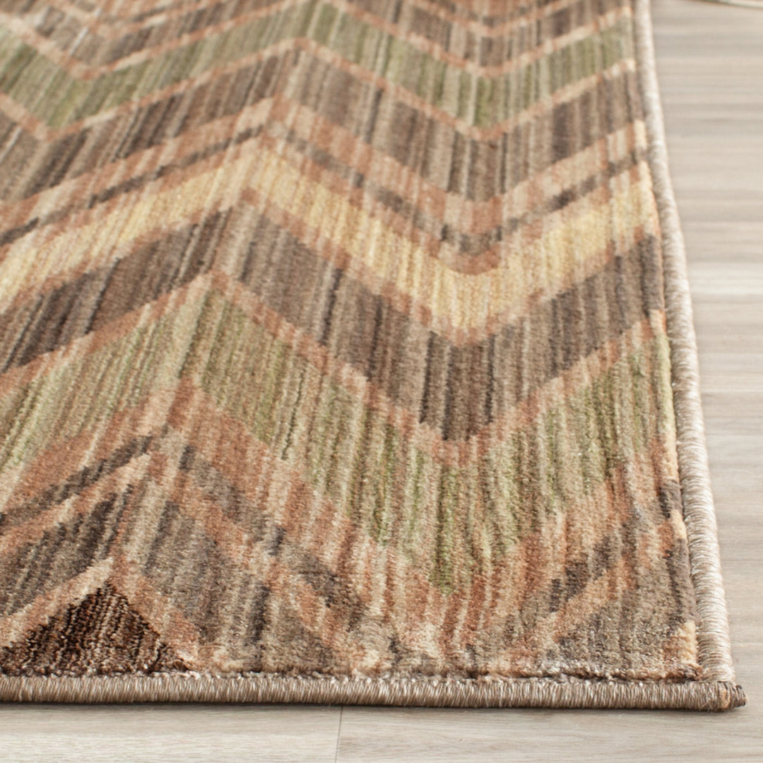 SAFAVIEH Infinity Collection INF588A Taupe / Beige Rug Image 3