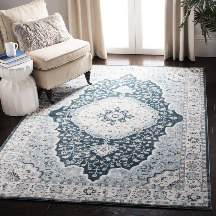 SAFAVIEH Isabella Collection ISA915N Navy / Creme Rug Image 1