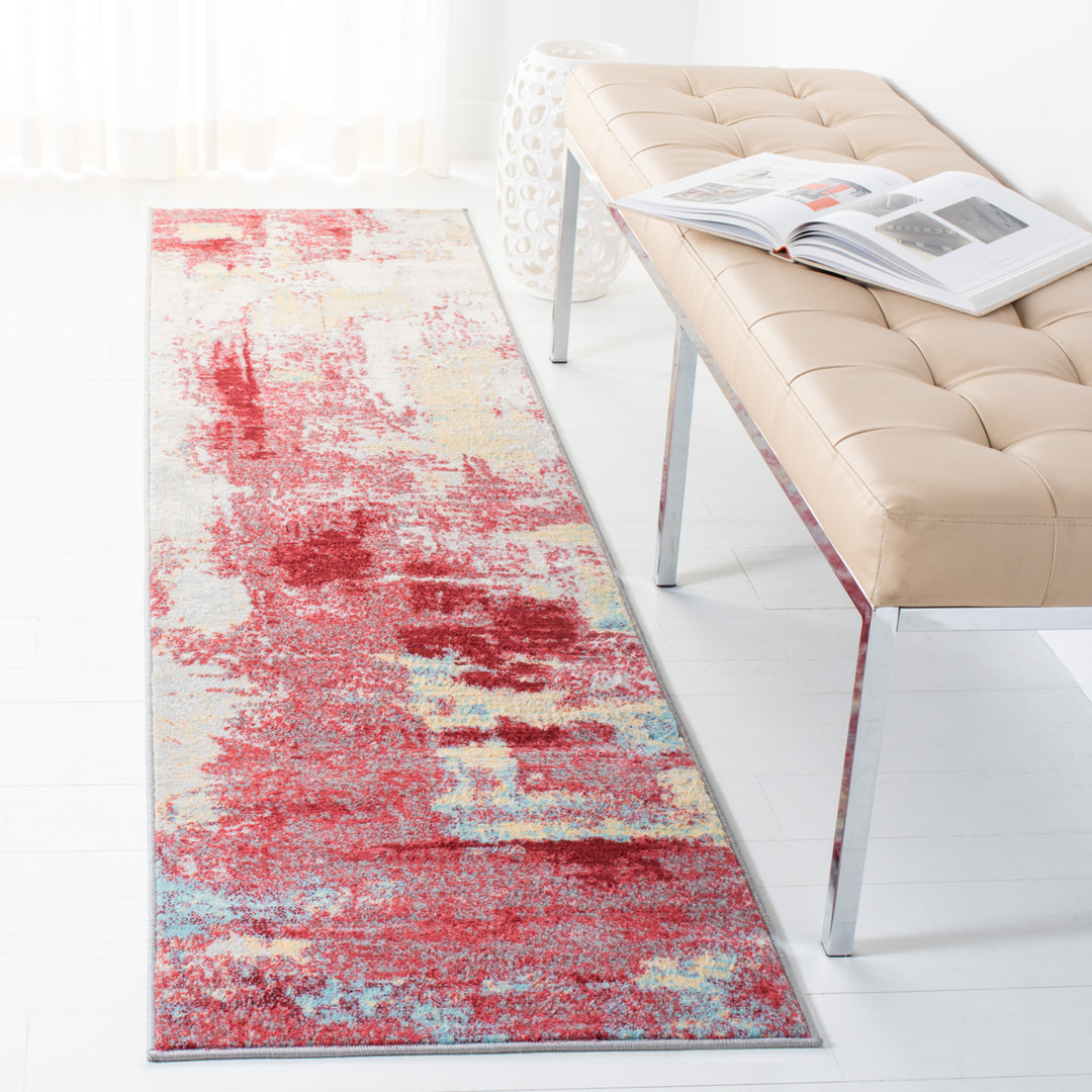 SAFAVIEH Jasper Collection JSP101Q Red / Ivory Rug Image 3