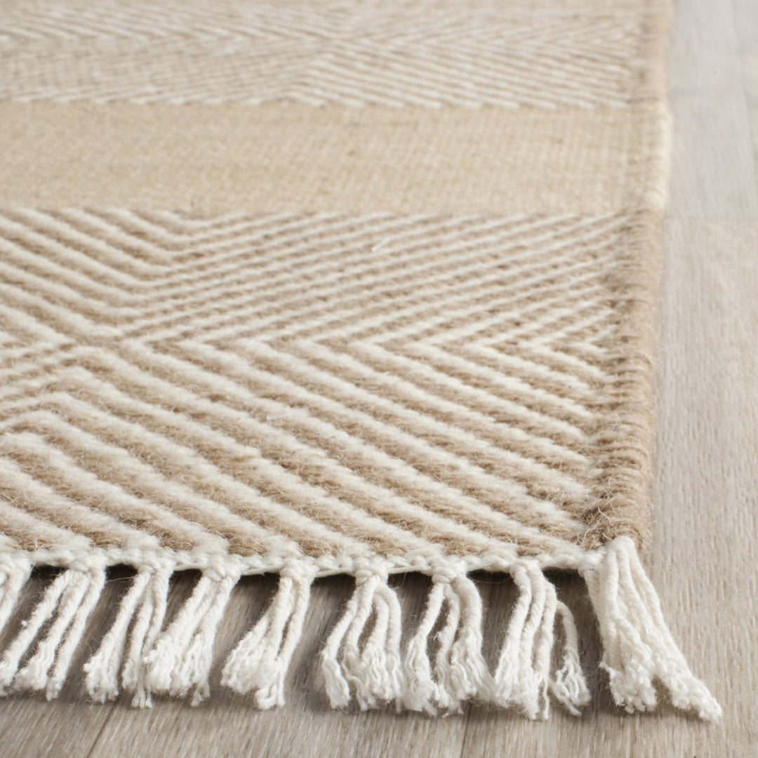 SAFAVIEH Kilim Collection KLM103B Handwoven Beige Rug Image 3