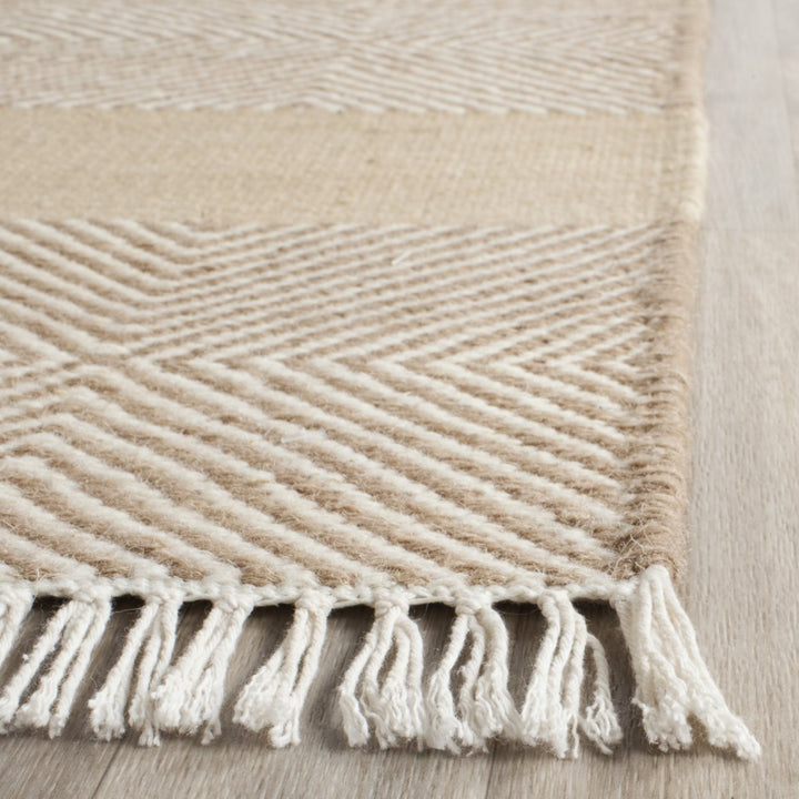 SAFAVIEH Kilim Collection KLM103B Handwoven Beige Rug Image 3