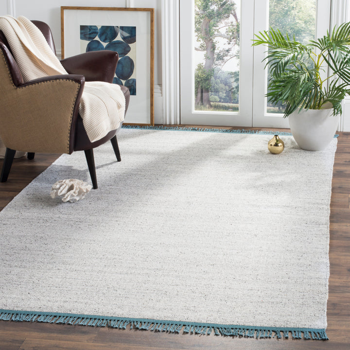 SAFAVIEH Kilim KLM111A Handwoven Grey / Ivory Rug Image 1