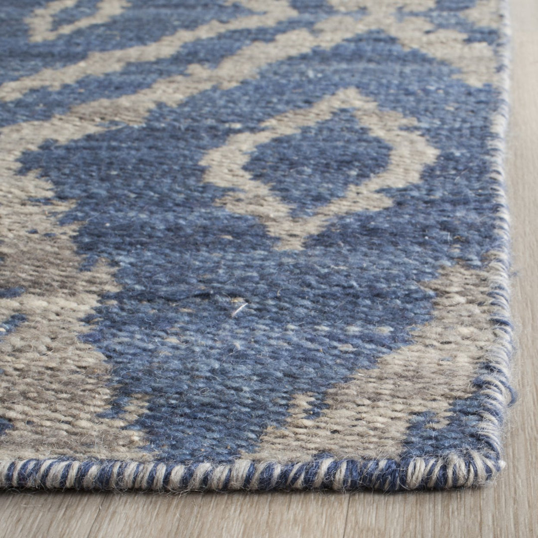 SAFAVIEH Kilim KLM215A Handwoven Blue / Grey Rug Image 3