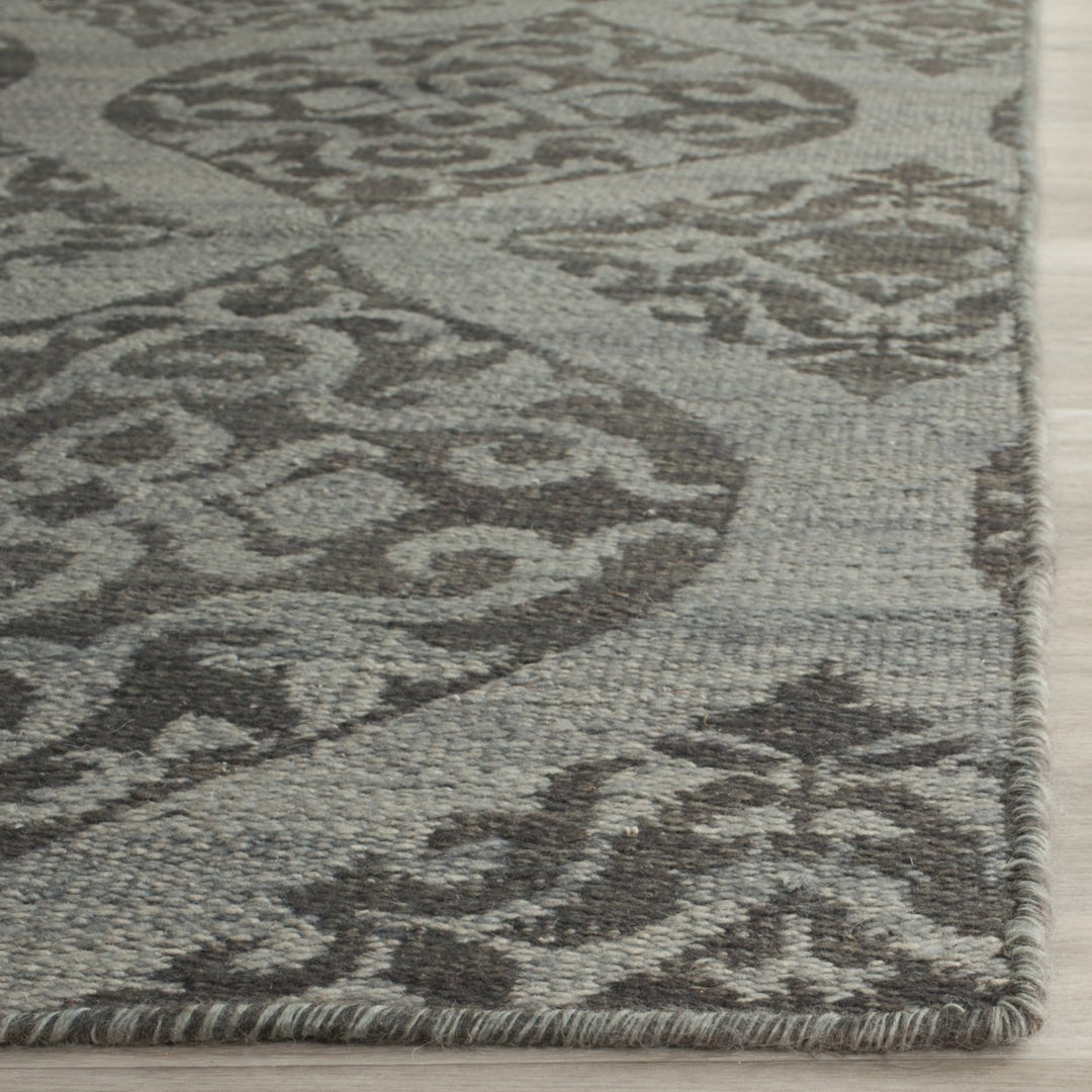 SAFAVIEH Kilim KLM224A Handwoven Grey / Dark Grey Rug Image 3