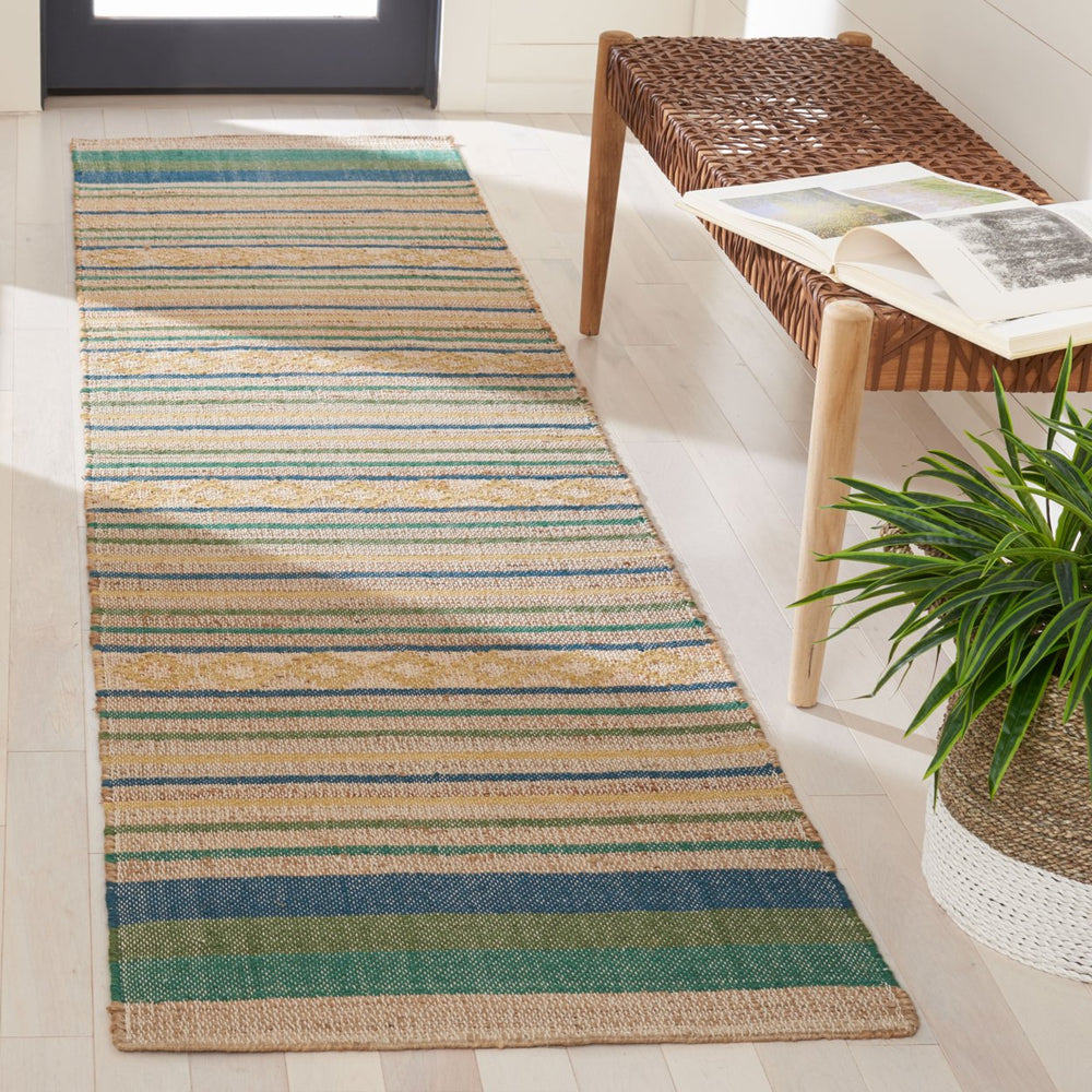 SAFAVIEH Kilim KLM462Y Handwoven Natural / Green Rug Image 2