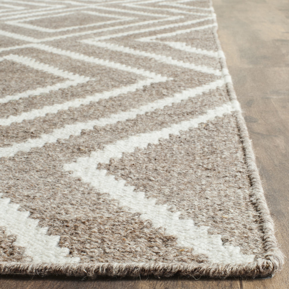 SAFAVIEH Kilim KLM516E Handwoven Grey / Ivory Rug Image 2