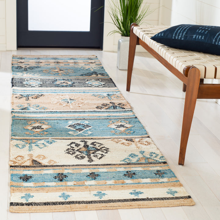 SAFAVIEH Kilim KLM754M Handwoven Blue / Ivory Rug Image 3