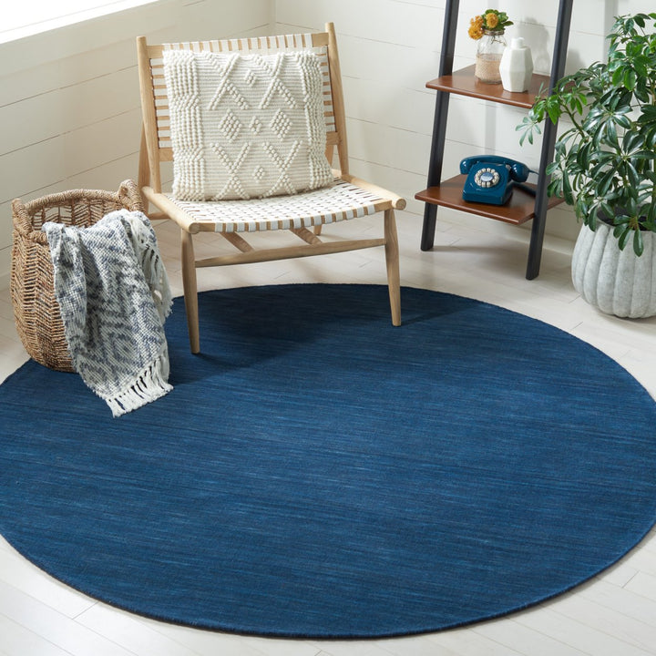 SAFAVIEH Kilim Collection KLM850N Handmade Navy/Blue Rug Image 2