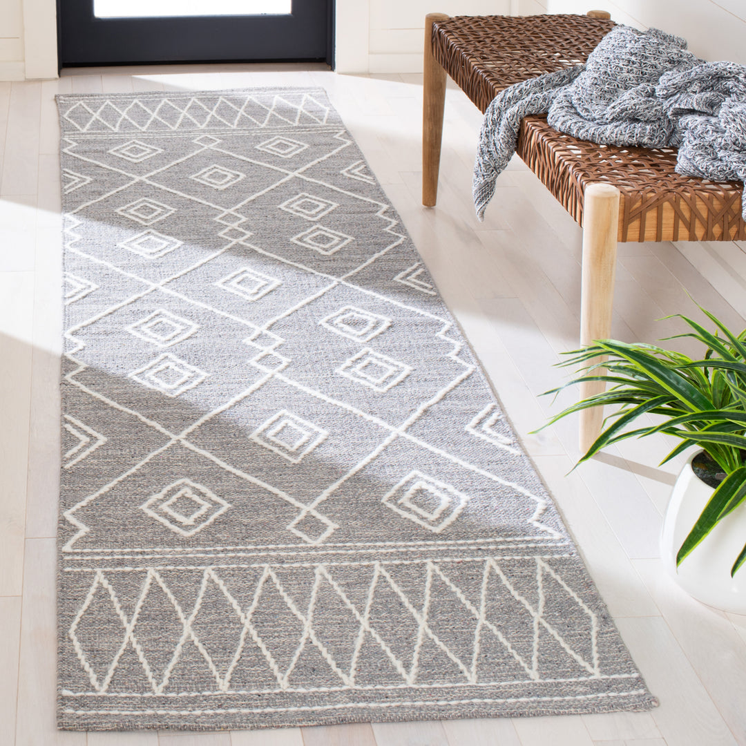 SAFAVIEH Kilim KLM852F Handwoven Grey / Ivory Rug Image 3