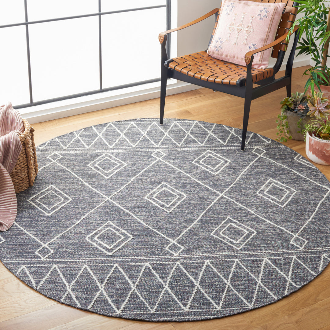 SAFAVIEH Kilim KLM852H Handwoven Charcoal / Ivory Rug Image 2