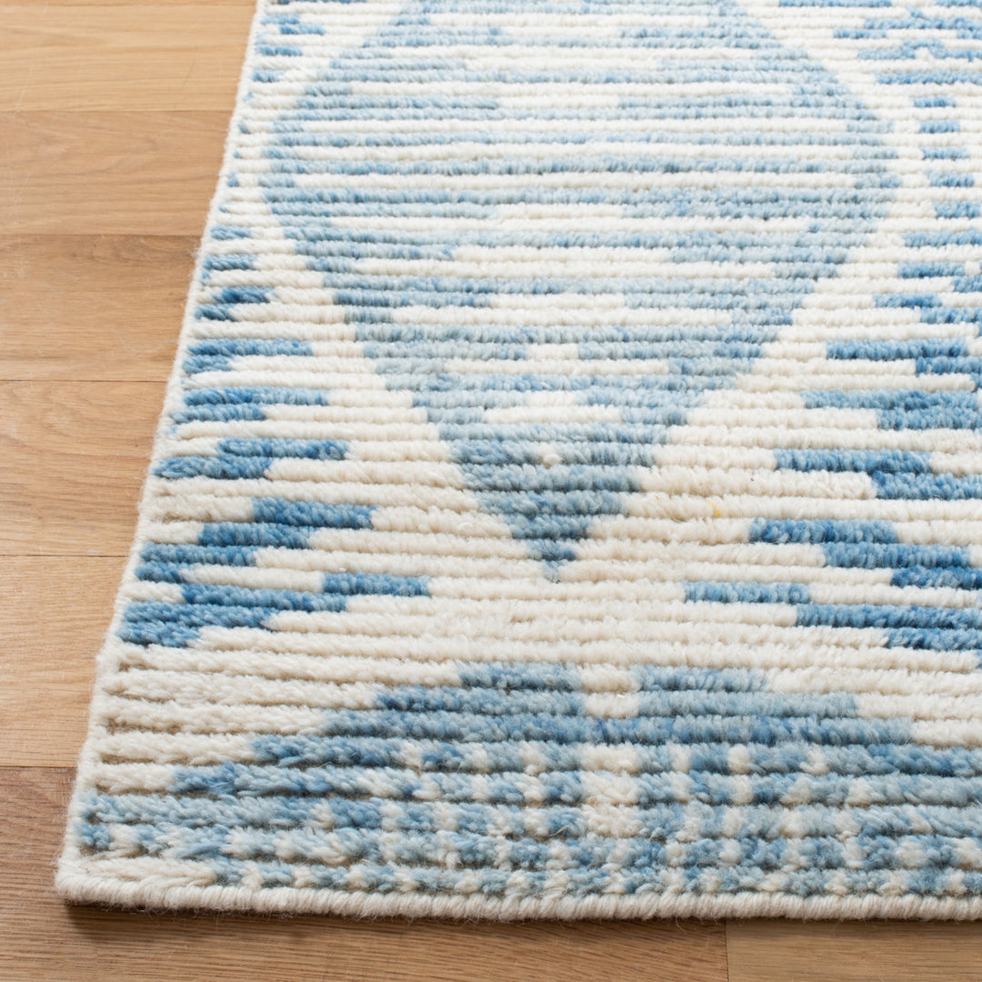 SAFAVIEH Kenya KNY175L Light Blue / Ivory Rug Image 3