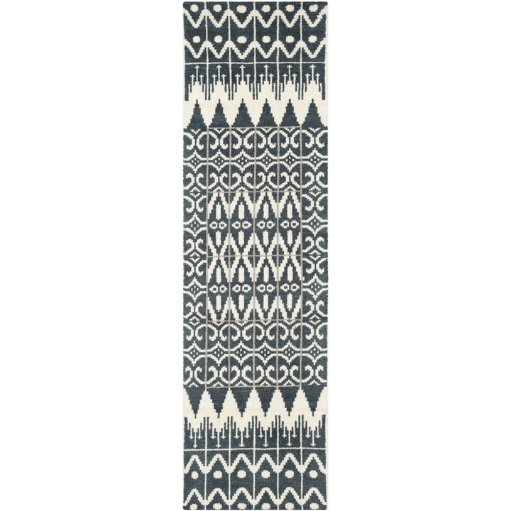 SAFAVIEH Kenya KNY606A Hand-knotted Charcoal Rug Image 3