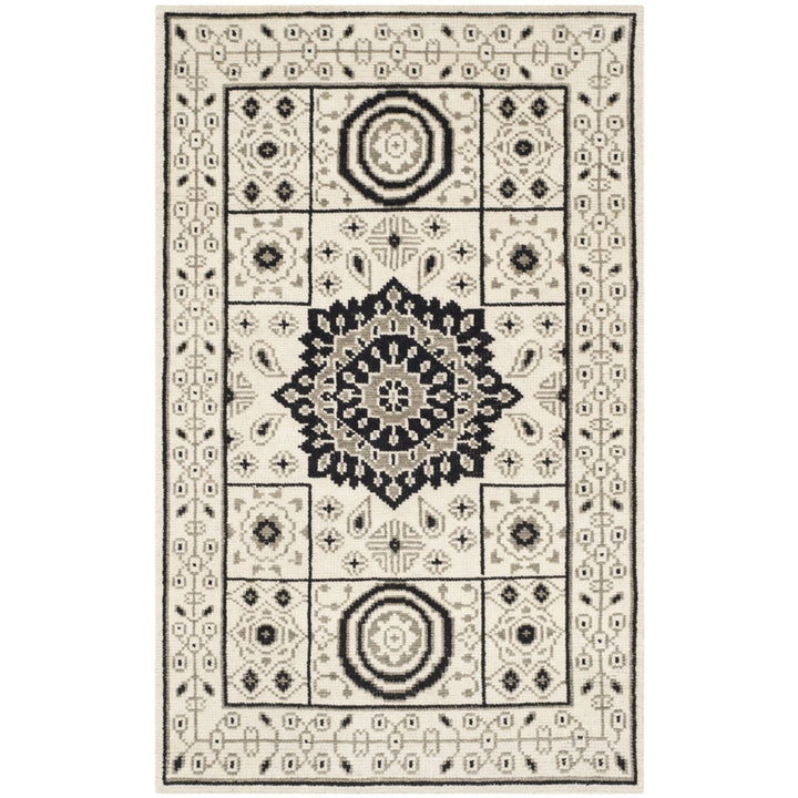 SAFAVIEH Kenya KNY625A Hand-knotted Ivory / Grey Rug Image 1