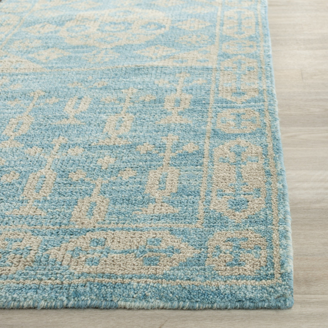 SAFAVIEH Kenya Collection KNY683A Hand-knotted Blue Rug Image 5