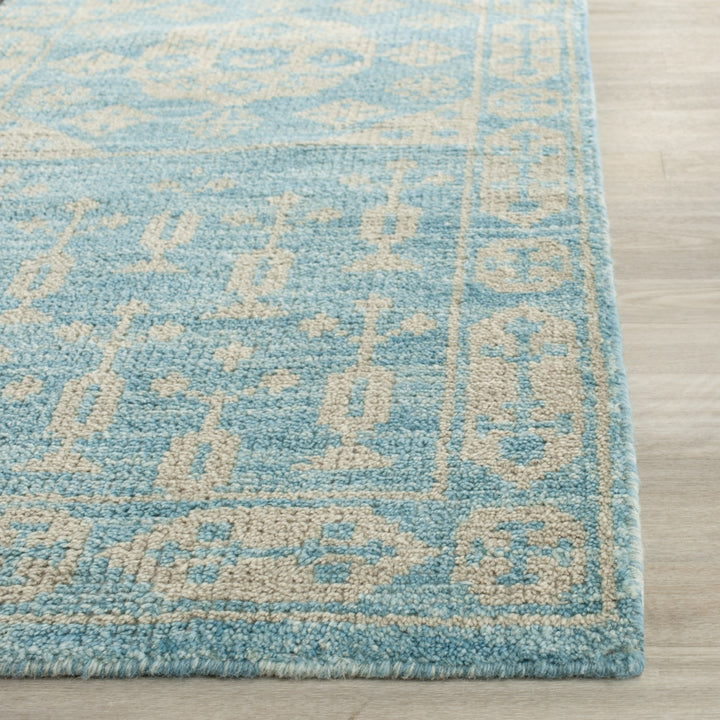 SAFAVIEH Kenya Collection KNY683A Hand-knotted Blue Rug Image 5