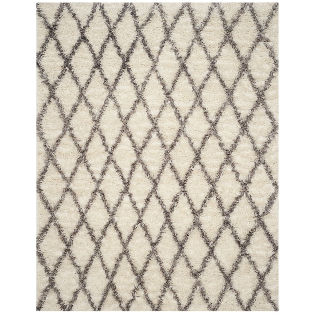 SAFAVIEH Kenya KNY712C Hand-knotted Ivory / Grey Rug Image 1