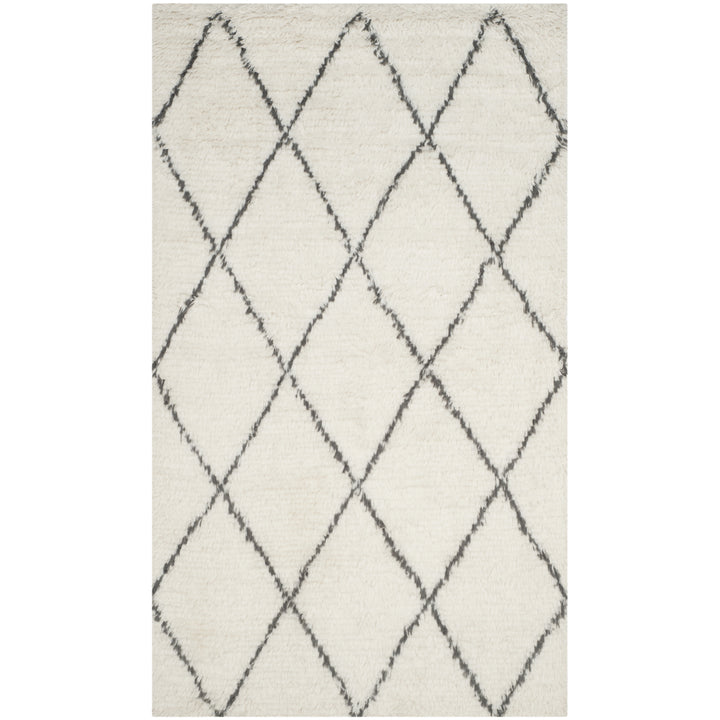 SAFAVIEH Kenya KNY733A Hand-knotted Ivory / Grey Rug Image 2