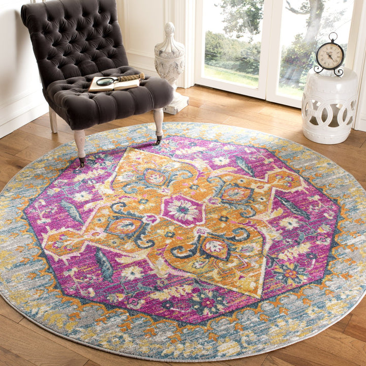 SAFAVIEH Madison MAD119G Light Grey / Fuchsia Rug Image 2