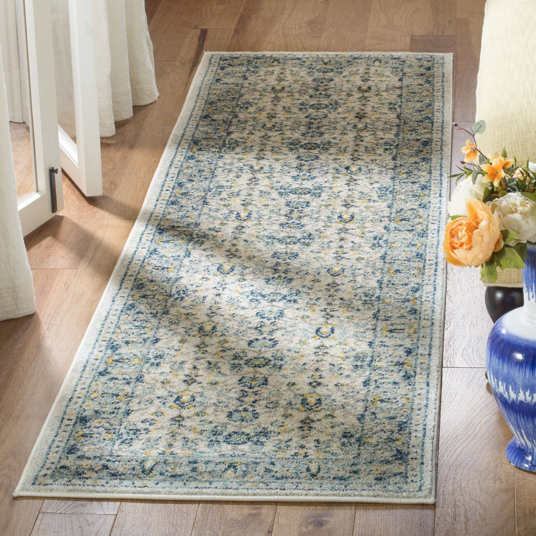 SAFAVIEH Madison Collection MAD151N Ivory / Navy Rug Image 3