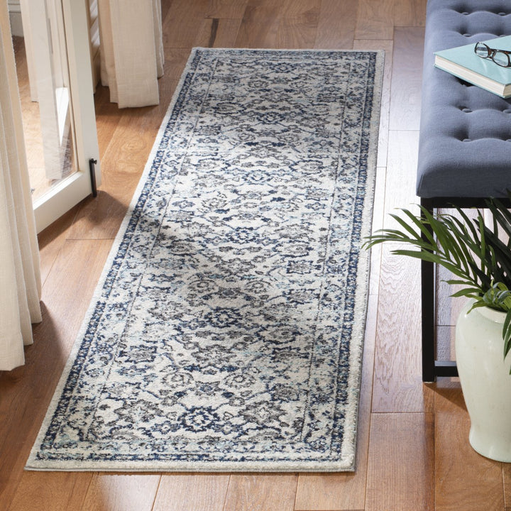 SAFAVIEH Madison Collection MAD923F Light Grey / Blue Rug Image 8