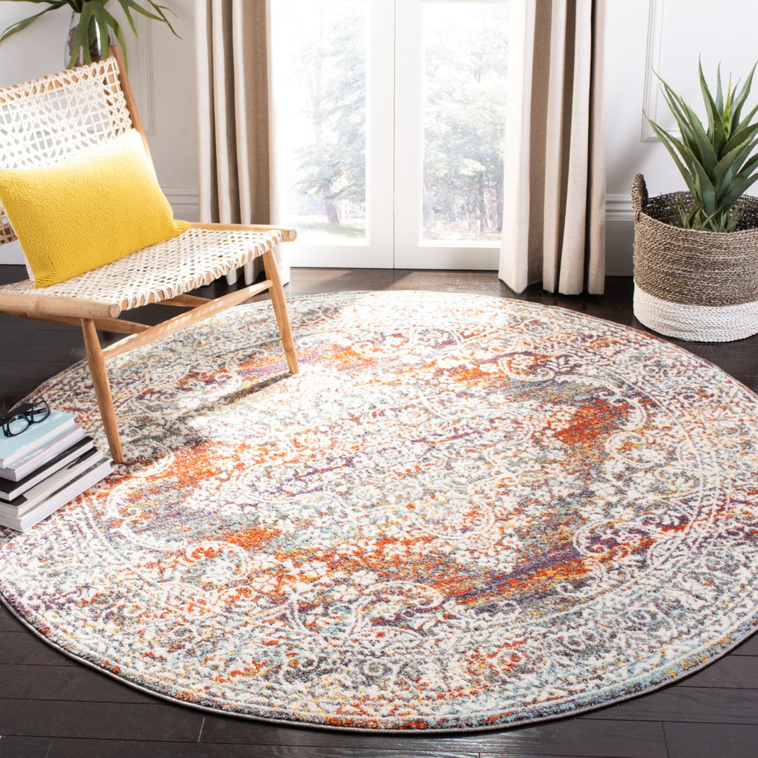 SAFAVIEH Madison Collection MAD947R Light Grey / Rust Rug Image 2