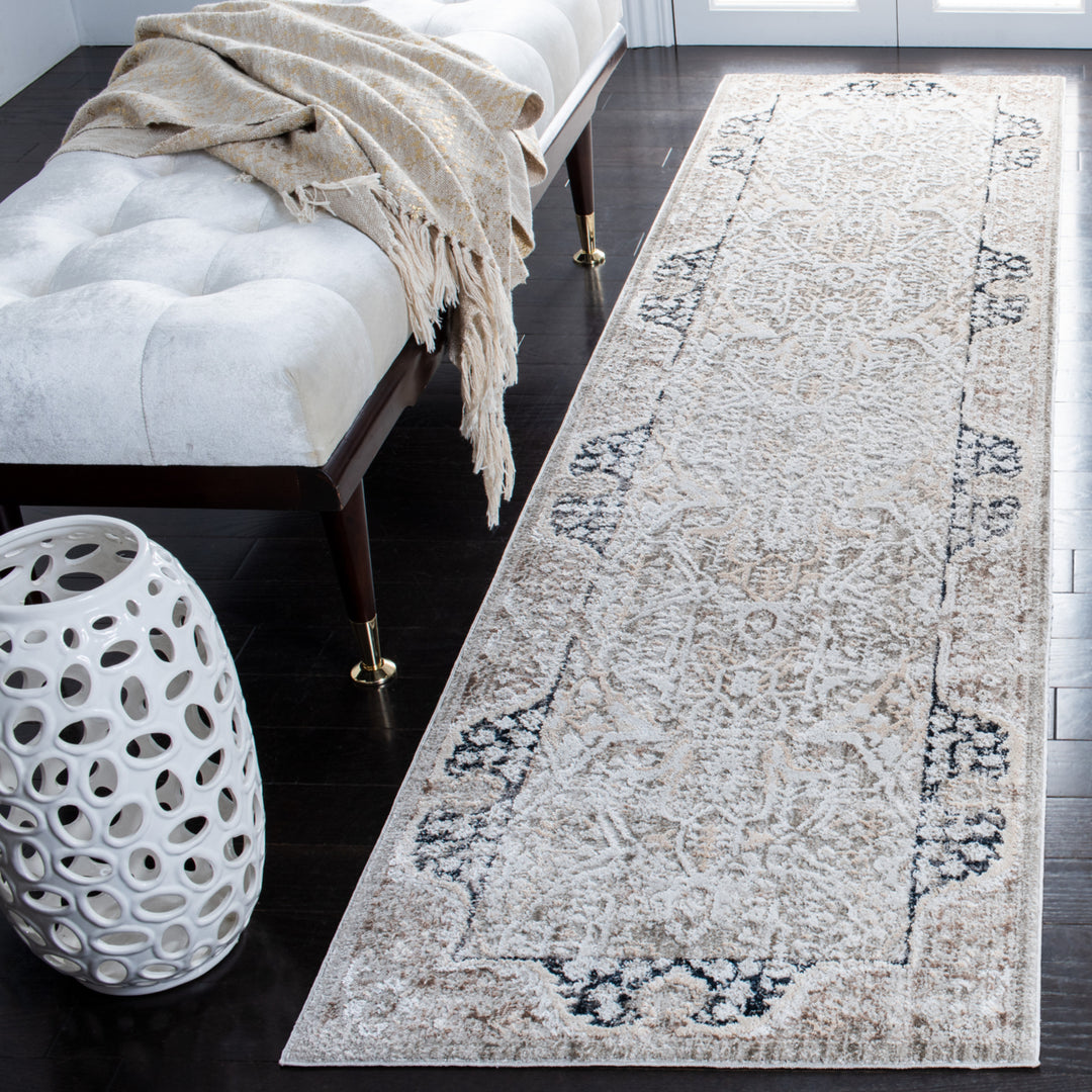 SAFAVIEH Mayflower Collection MAY202B Ivory / Beige Rug Image 3