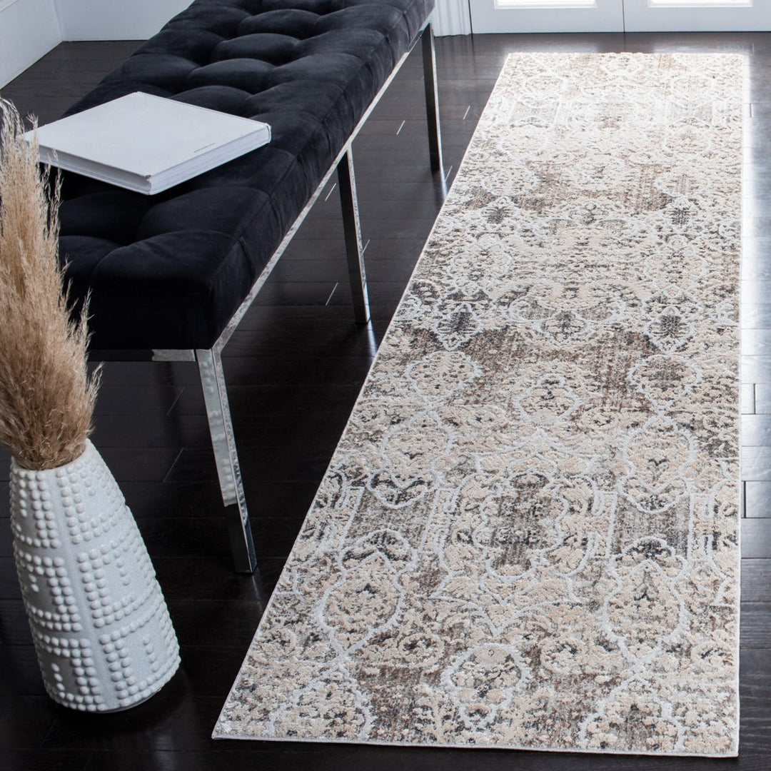 SAFAVIEH Mayflower Collection MAY222B Beige / Grey Rug Image 3