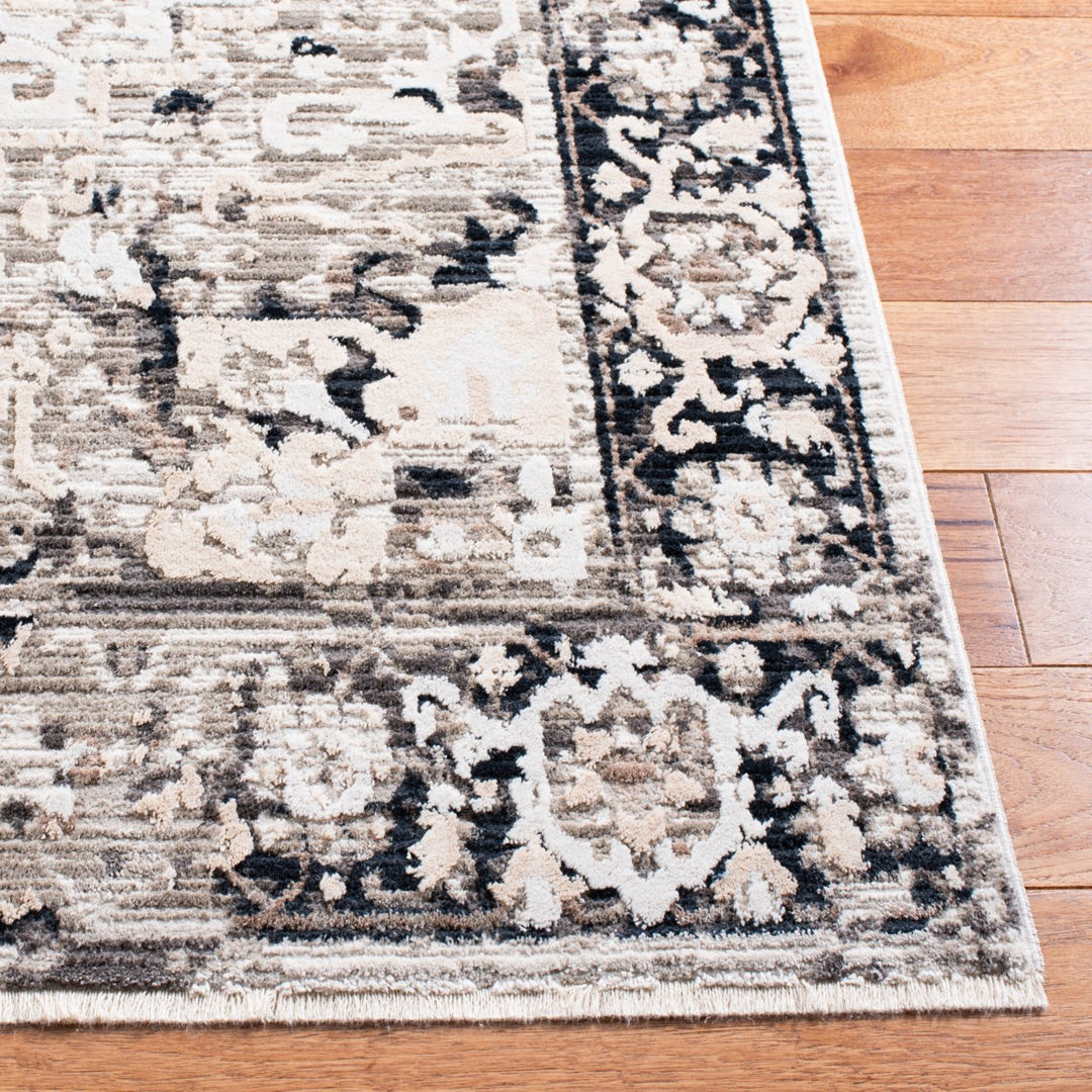 SAFAVIEH Mayflower Collection MAY293B Beige / Grey Rug Image 7