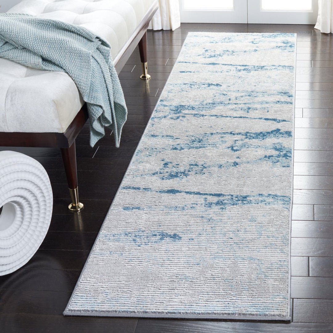 SAFAVIEH Meadow Collection MDW560F Light Grey / Blue Rug Image 3