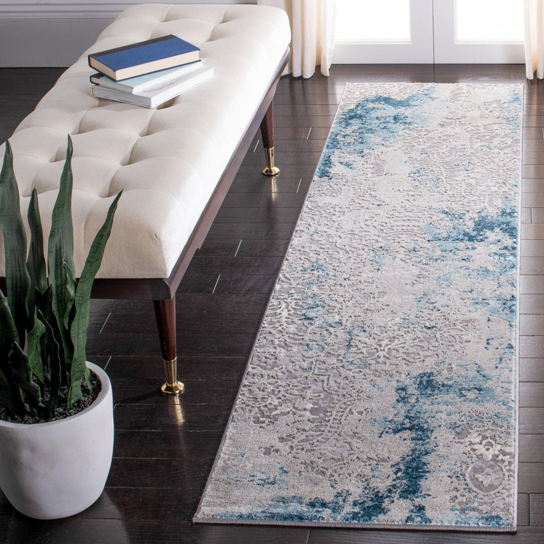 SAFAVIEH Meadow Collection MDW573F Light Grey / Blue Rug Image 3